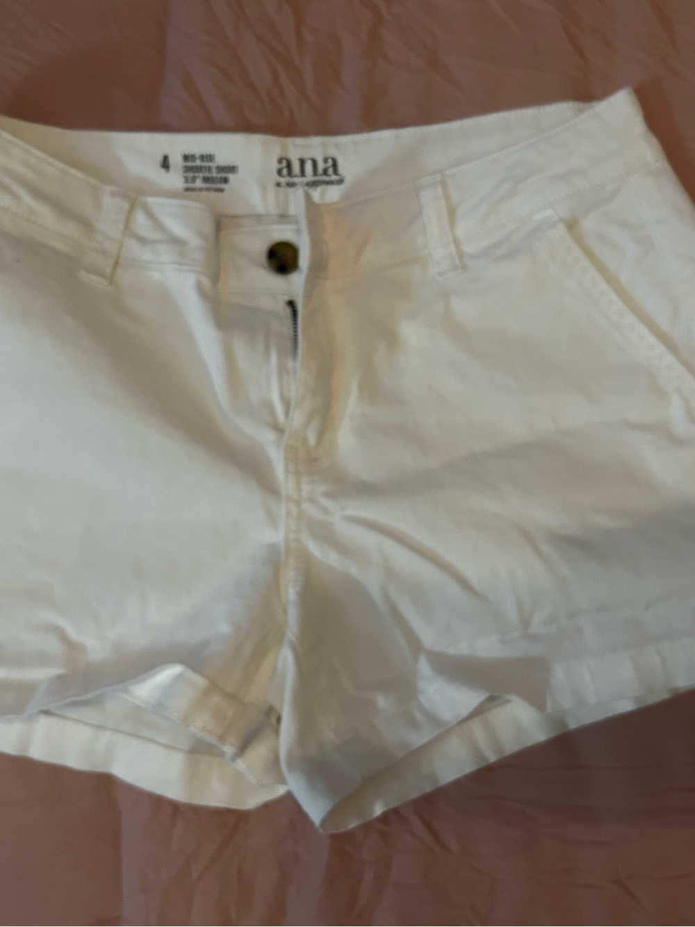 a.n.a White Women's Cotton Blend Shorts. Size  4